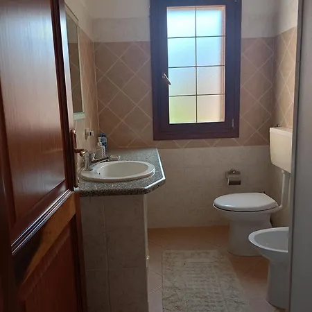 Graziosa Casa Con Parcheggio Privato (adults Only) בית נופש *
