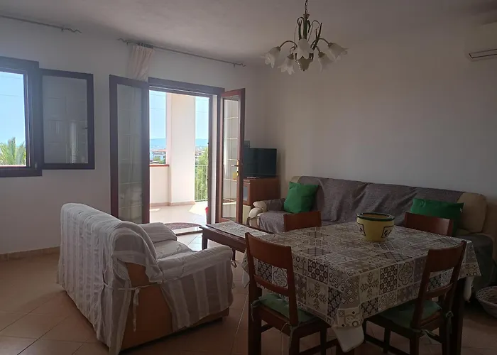 Graziosa Casa Con Parcheggio Privato (adults Only) 圣特奥多罗